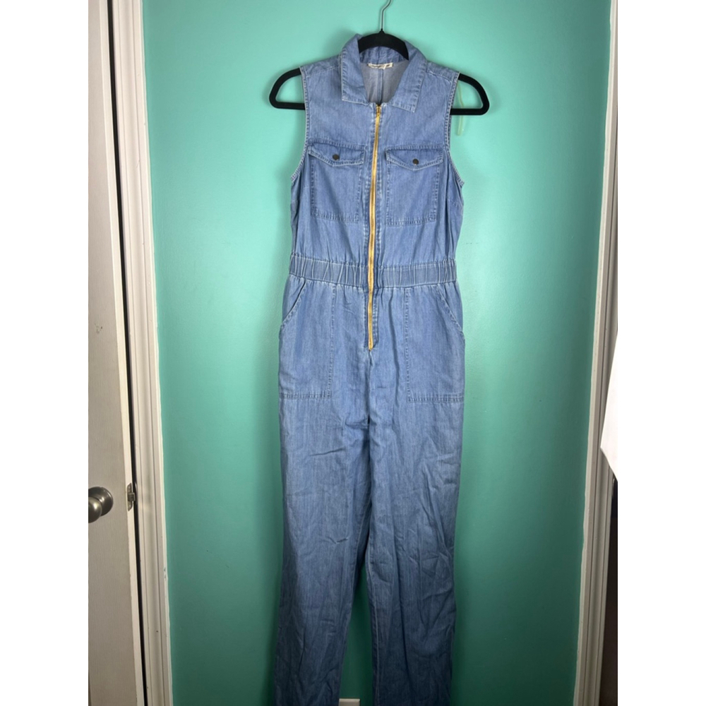 Charlotte Russe Chambray Denim Jumpsuit Size Small Sleeveless Zip Front Utility